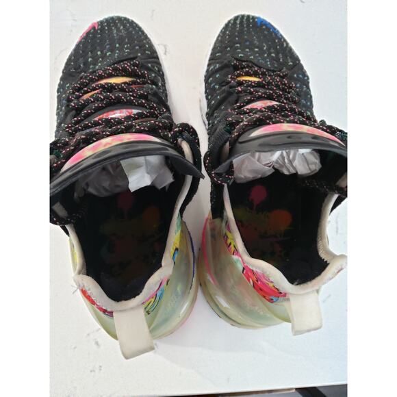 🔥 Nike LeBron XVlll 18 James Gang basketball  SneakerBlk/pink Sz8.5 - Picture 8 of 12